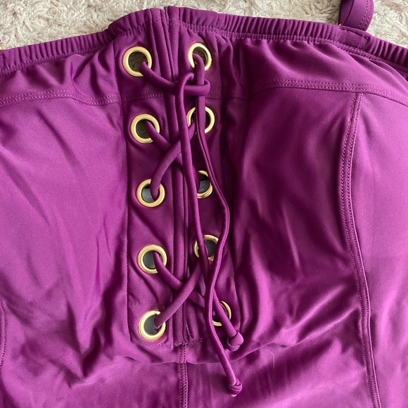 NEW Venus Plum burgundy 1-pc Bathing Swimsuit Plus Size 20 strapped/Strapless - Picture 3 of 16